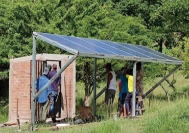 Sistema inversor de bomba solar de 2,2 kW na Nicarágua