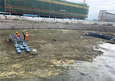 2 conjuntos de sistema de aeração solar de 550 W em Shenzhen