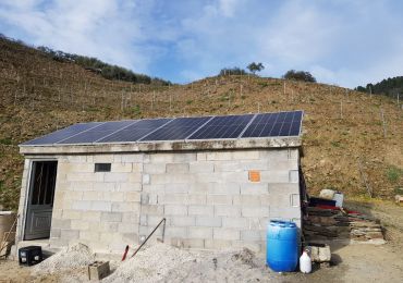 Sistema de bombeamento solar de 1,5 kW em Portugal