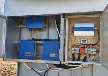 Sistema de bombeamento solar e sistema de armazenamento de energia solar no Camboja