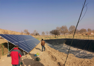 Sistema de bombeamento solar de 5,5 kW e 15 kW em Shaanxi