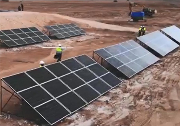 Sistema de bombeamento solar de 30 kW na Argélia