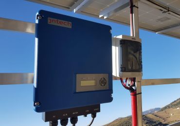 Sistema de bombeamento solar de 1,1 kW em Portugal